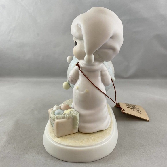 Precious Moments "May Your World Be Trimmed With Joy" Figurine B2-1 - Picture 3 of 6